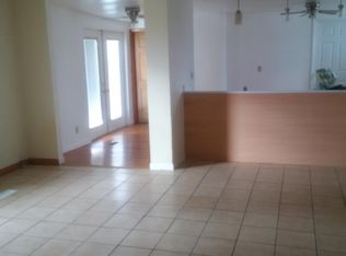 506 2nd St, Harvard, IL 60033