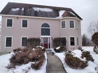 25 Ridge Drive, Troy, NY 12180