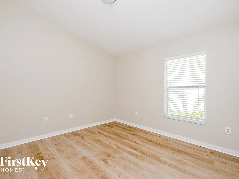 1908 Broad Winged Hawk Dr — Photo 11