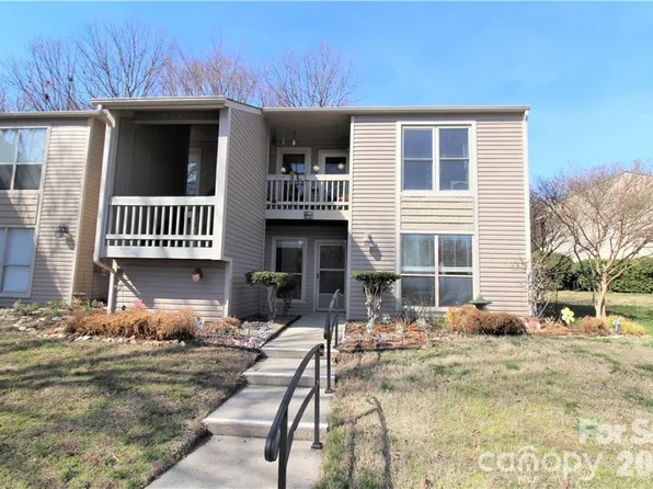 11072 Cedar View Rd, Charlotte, NC 28226