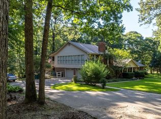 6 High Point Dr, Texarkana, TX 75503