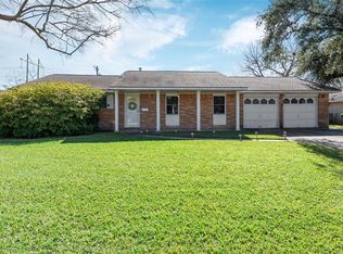 3127 Mar Ann Dr, La Marque, TX 77568