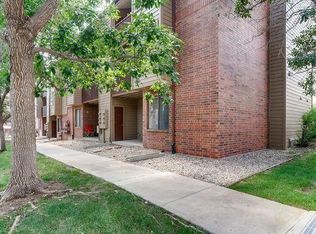 314 Wright St APT 101, Lakewood, CO 80228