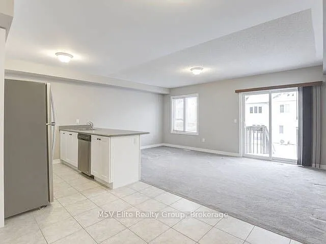 863 Cook Cres — Photo 11