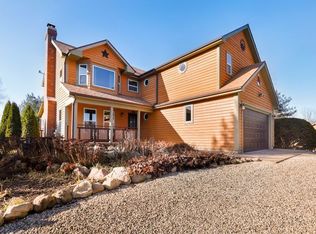 7617 Kemman Rd, Hebron, IL 60034