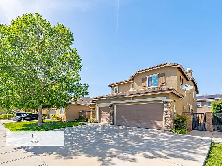 12488 Celebration Dr — Photo 39