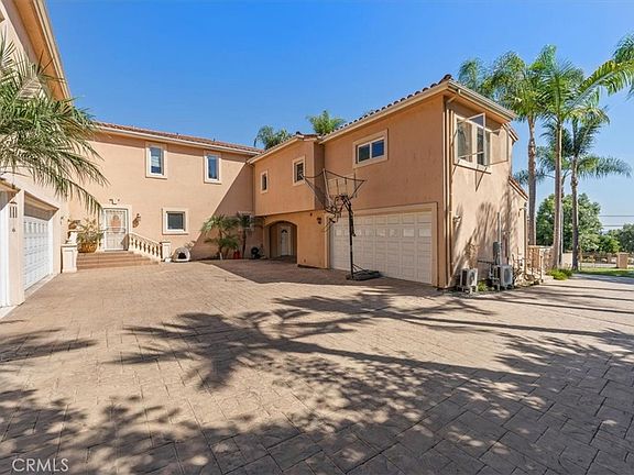 3rd image of 1573 Nabal Rd