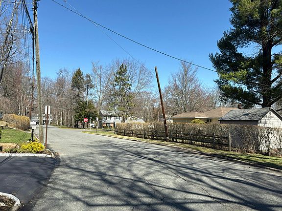 5th image of 800 Winding Way Riv