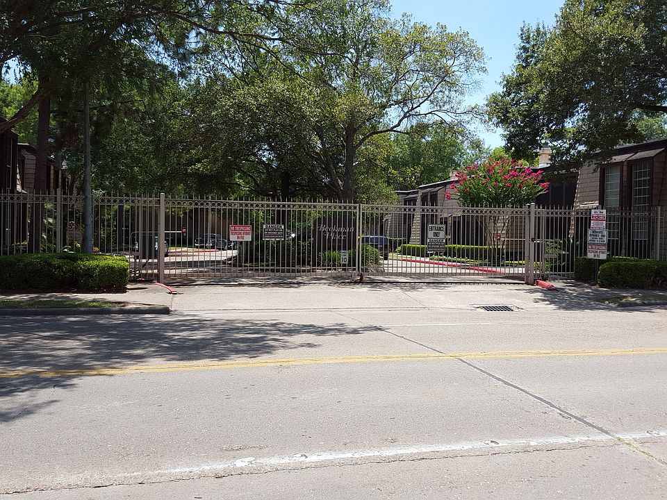 1st image of 10197 Beekman Place Dr