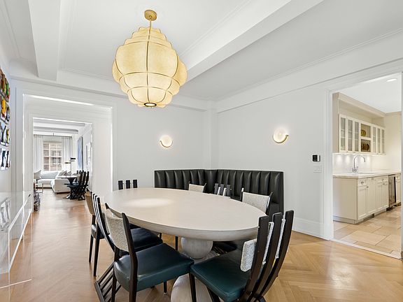 5th image of 40 E 66th St APT 4C