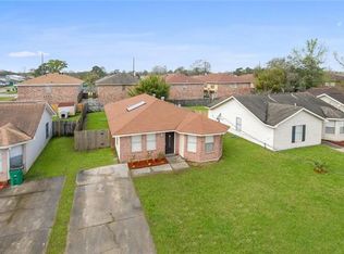 2924 Max Dr, Harvey, LA 70058