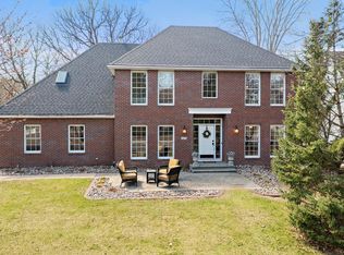 1433 Pheasant Hills Dr, Lino Lakes, MN 55038