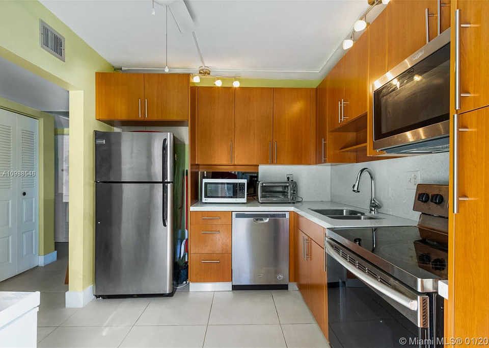 1st image of 5950 Del Lago Cir APT 111