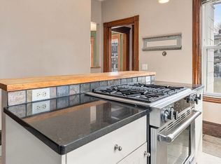 372 Quincy St #2, Dorchester, MA 02125