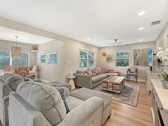 5th image of 1773 Harmony Ln