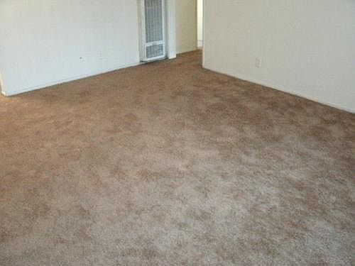 4th image of 1215 W 102nd St APT 4
