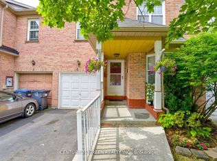 3 Desert Sand Dr, Brampton, ON L6R1P9