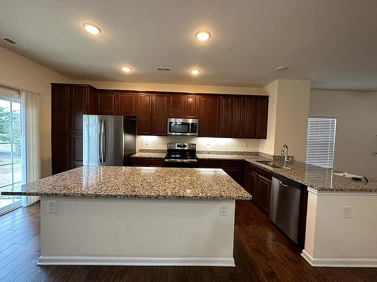 5512 John McDowell Pl — Photo 6