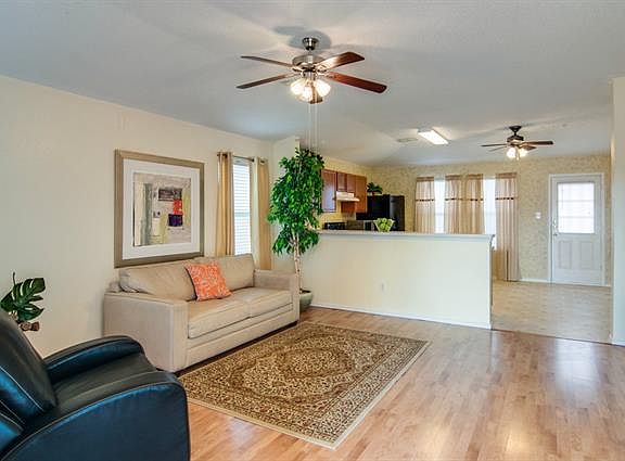 3rd image of 7921 Hidden Brook Dr
