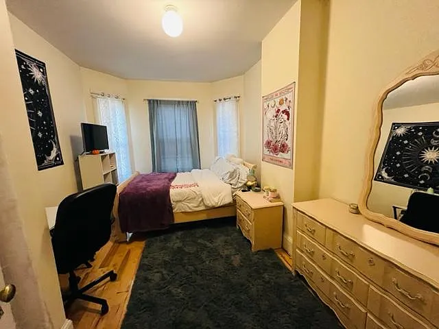 87 Hillside St #2 — Photo 6