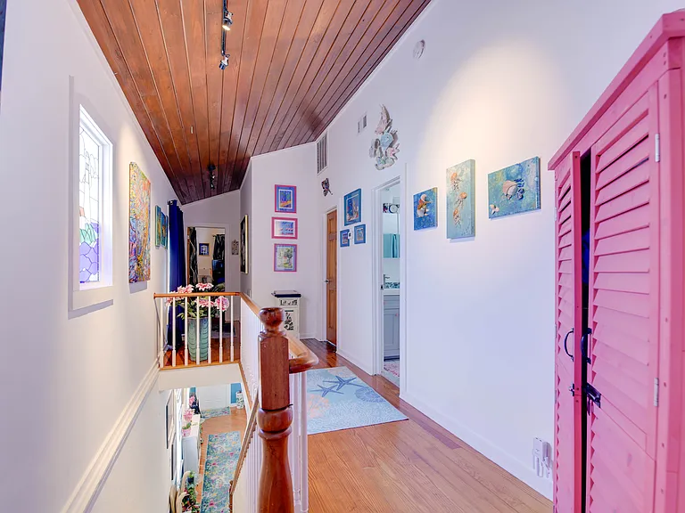 1009 Watson St — Photo 12