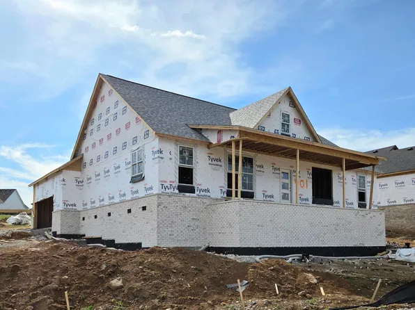 401 Krauss Dr, Nicholasville, KY 40356