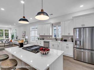 18 Sunlight Springs Rd, Lakewood, NJ 08701