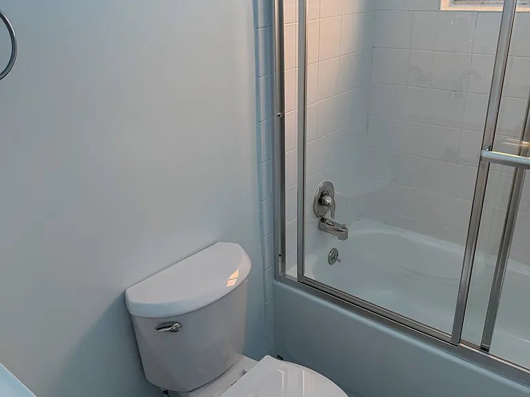 4310 Ventura Cyn Ave — Photo 25
