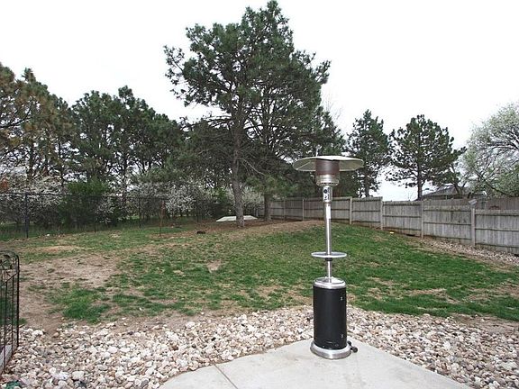 4th image of 8250 Olivia Dr