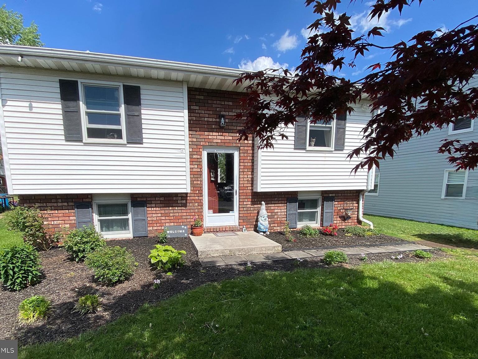 10 Antler Ln, New Oxford, PA 17350 | Zillow