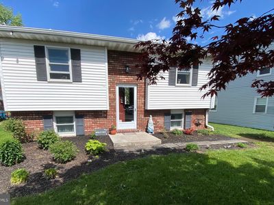10 Antler Ln, New Oxford, PA, 17350