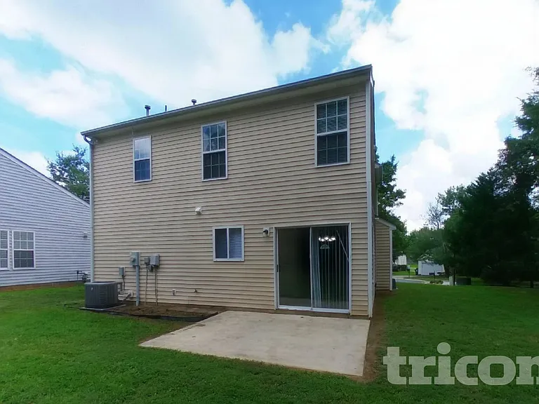 3014 Great Falls Dr — Photo 15