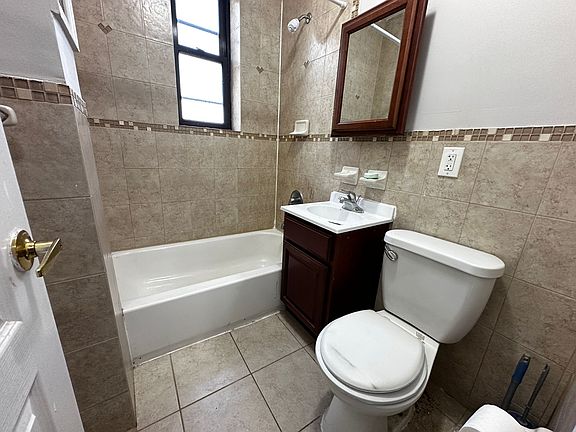 2nd image of 503 Baldwin Ave #33