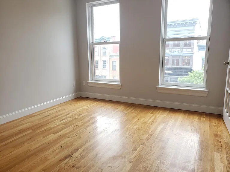 133 Washington St #3 — Photo 5