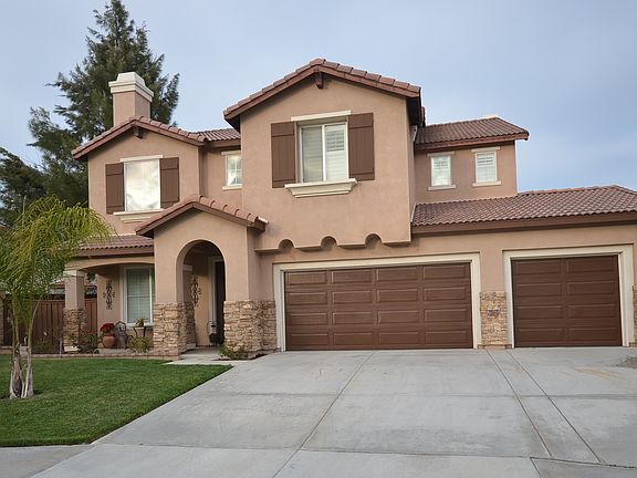 3rd image of 24066 Madeira Ln