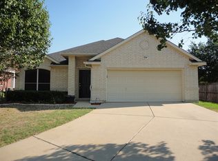 5449 Trout Creek Ct, Watauga, TX 76137