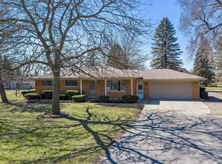 56301 Omo Rd, Macomb, MI 48042