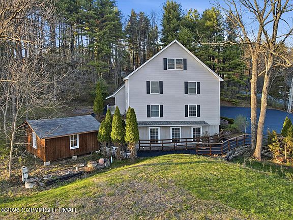 3rd image of 457 Hickory Valley Rd