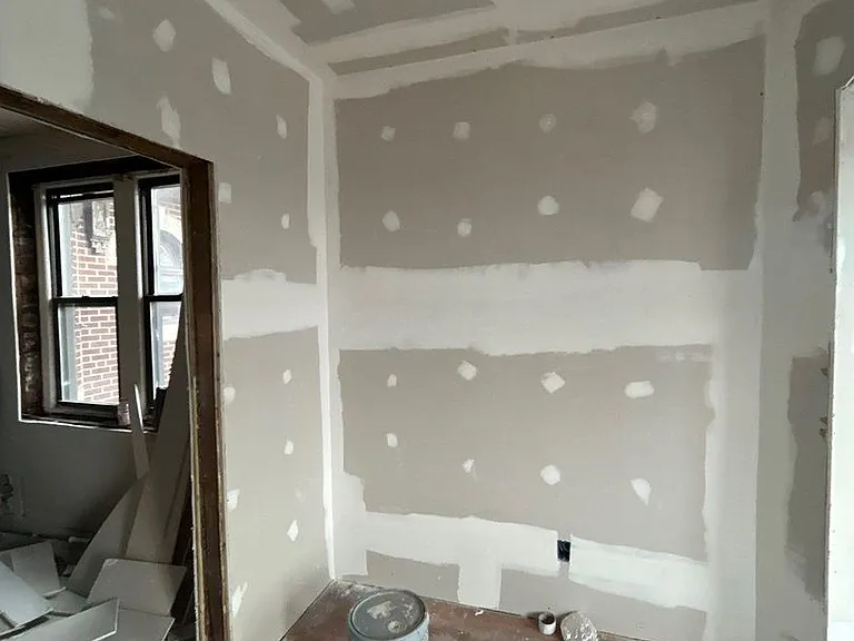 Walnut Court Apartments — Photo 9