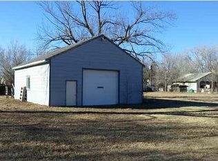 7633 S Laura St, Haysville, KS 67060