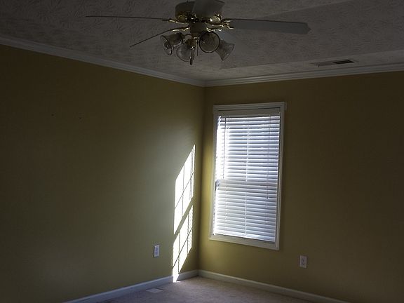 3rd image of 2458 Swan Lake Dr