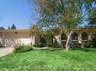 1806 N Waterman Ave, Arlington Heights, IL 60004
