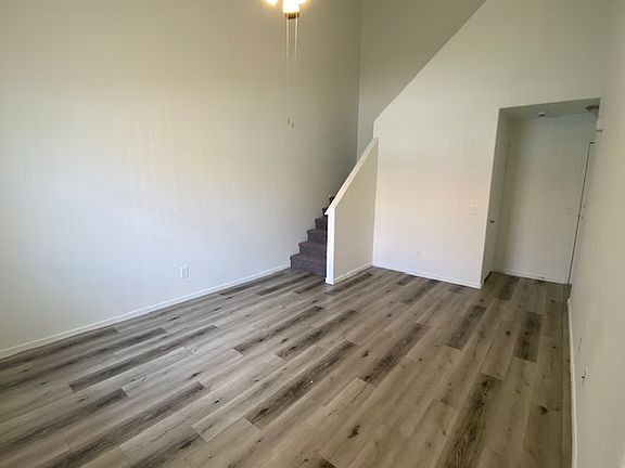 2nd image of 1105 Plantation Ct #0