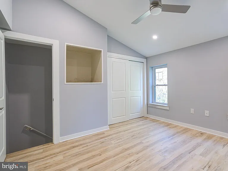 704 Miller St — Photo 18