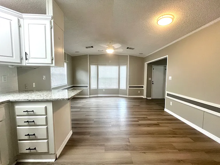 10291 Cypress Marina Rd — Photo 9
