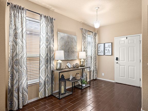 3 bedroom 2 bath home for rent in the medical center in San Antonio, TX.