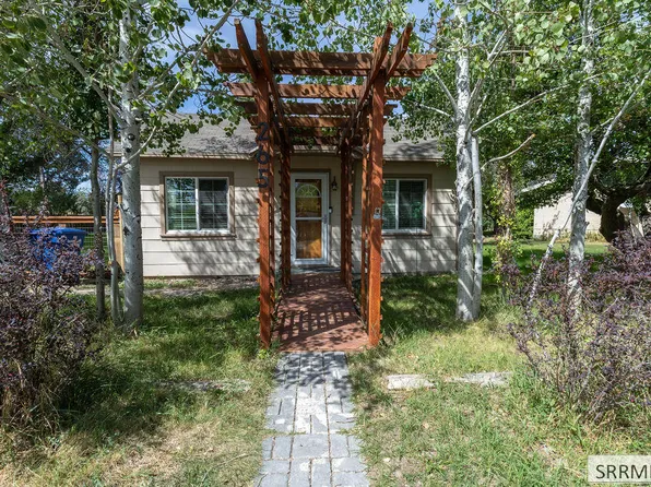 265 N 1st St E, Downey, ID 83234