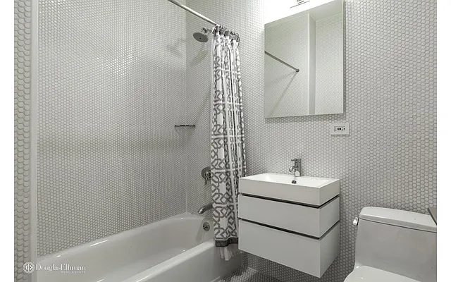 Sold by Douglas Elliman | media 26