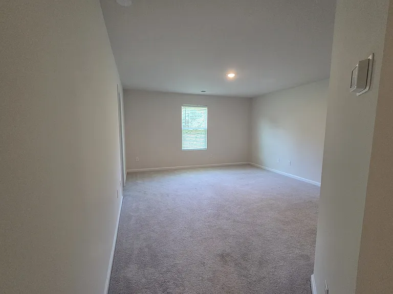 1537 Woodhouse Dr — Photo 12