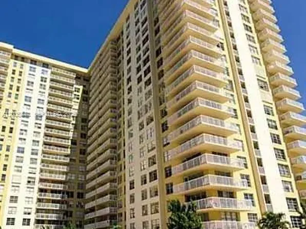 231 174th St APT 617, Sunny Isles Beach, FL 33160